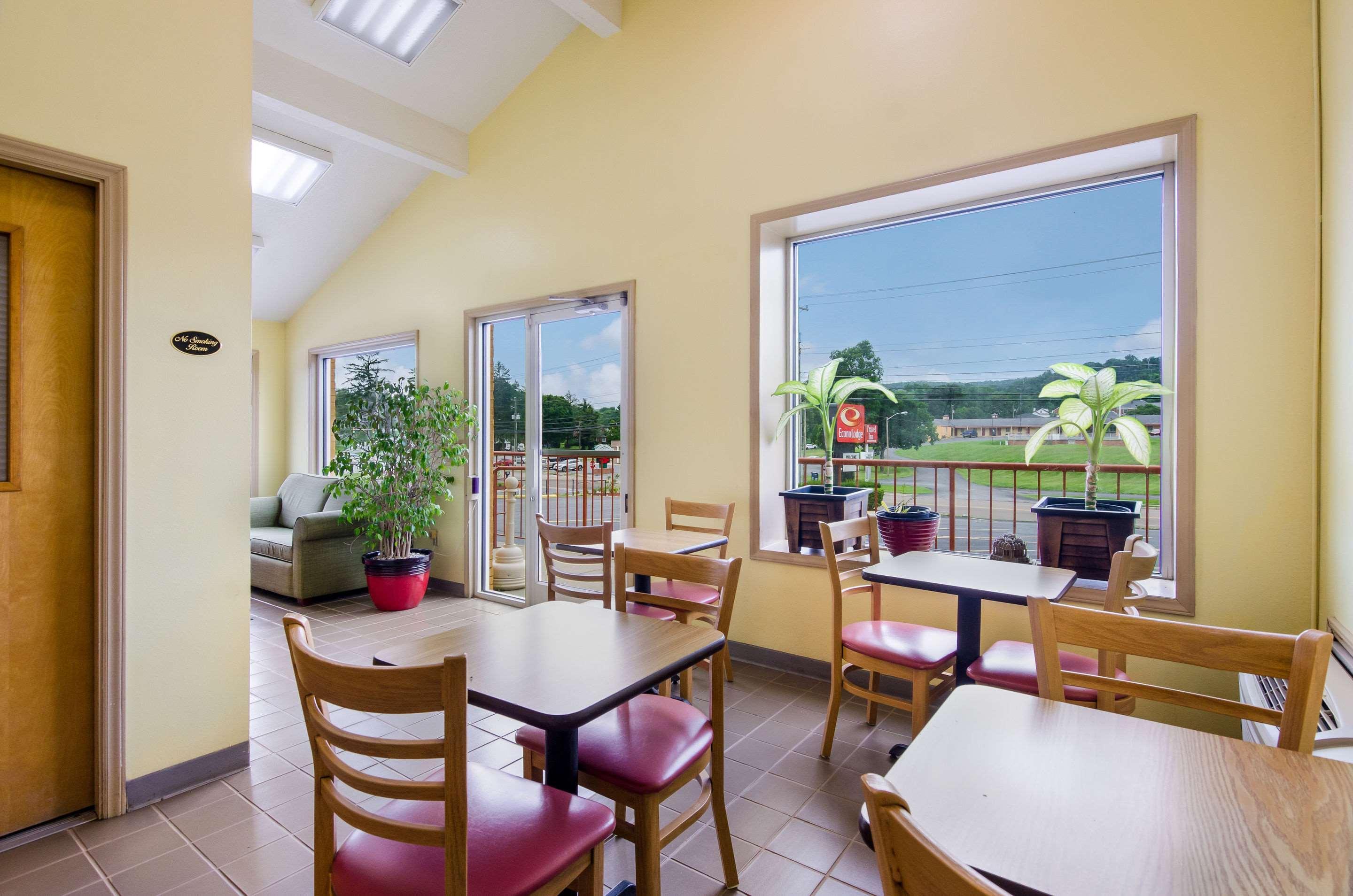 Econo Lodge Marion I-81 Exteriör bild