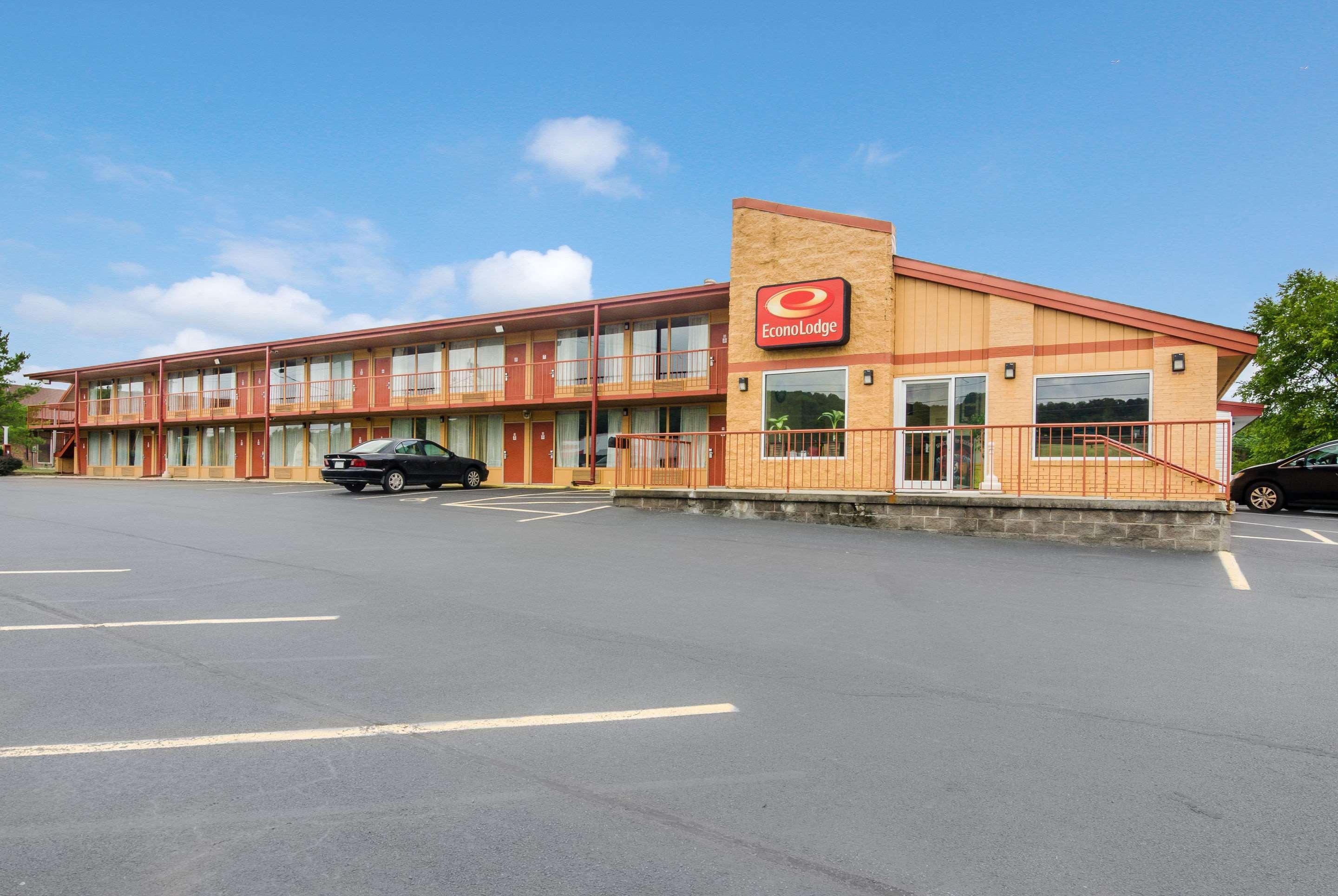 Econo Lodge Marion I-81 Exteriör bild