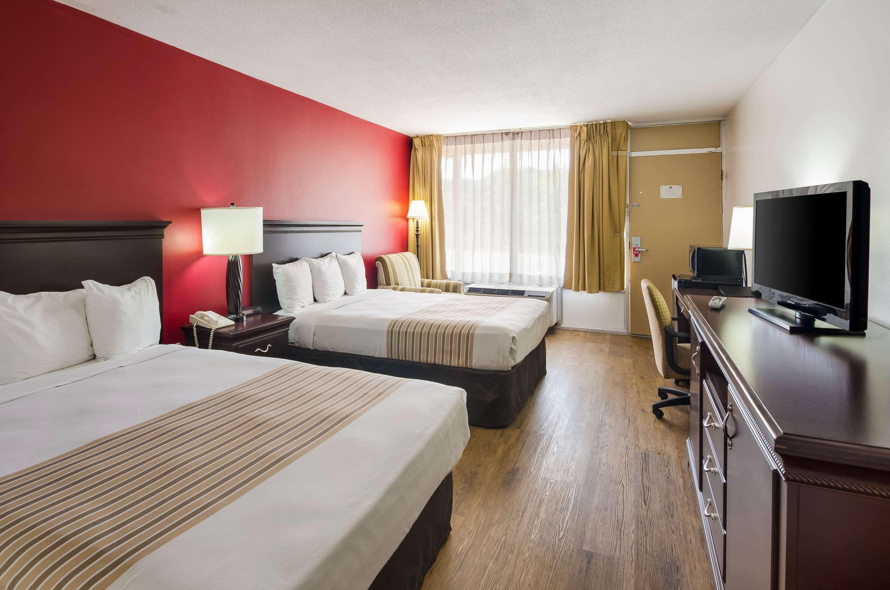 Econo Lodge Marion I-81 Exteriör bild