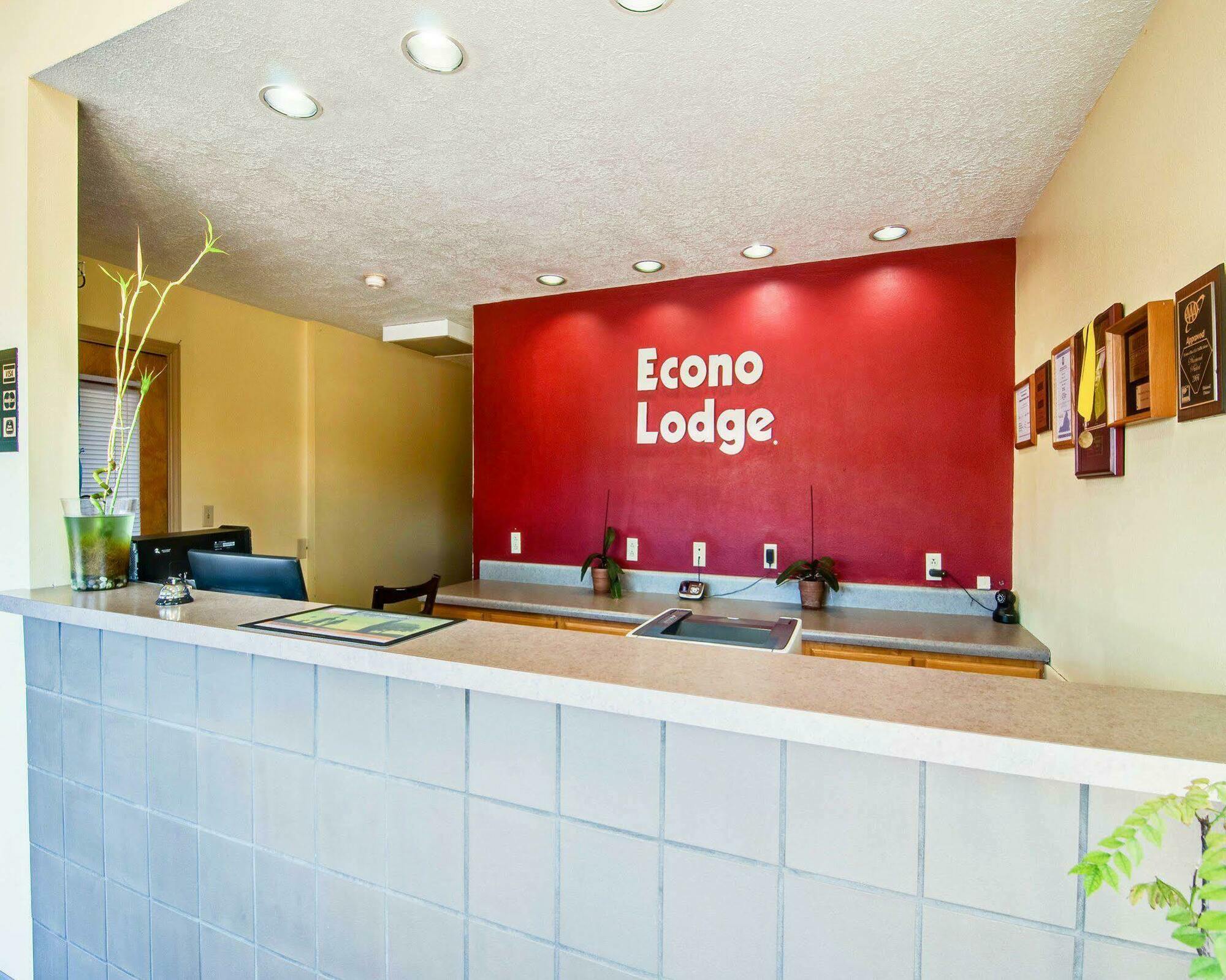 Econo Lodge Marion I-81 Exteriör bild